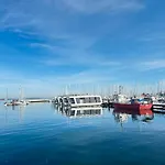 Floating Nr 1a Vakantiehuis *