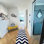 Holiday home Floating Nr 1a Laboe
