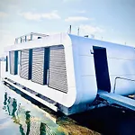 Holiday home Floating Nr 1a *