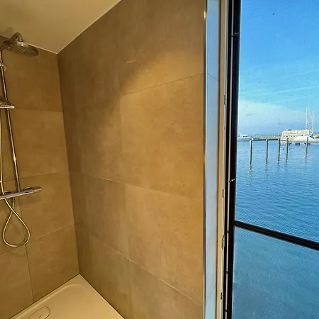 Casa de Férias Floating Nr 1a *