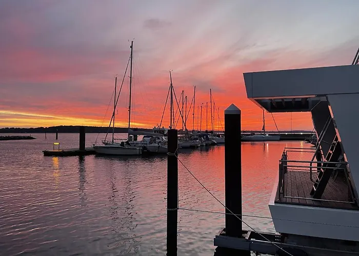 Floating Nr 1a Vakantiehuis Laboe