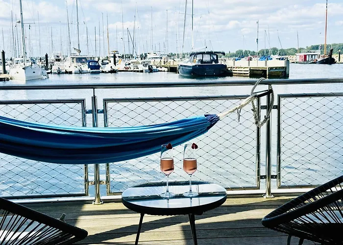 Vakantiehuis Floating Nr 1a