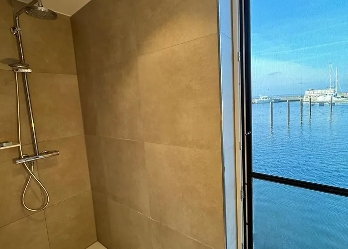Casa de Férias Floating Nr 1a *